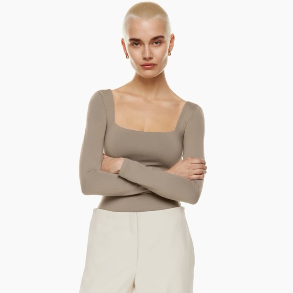 Babaton Contour Squareneck bodysuit